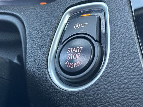 Used 2020 BMW 230i xDrive Convertible image 27