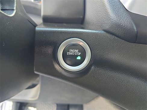 Certified 2022 GMC Terrain SLE image 25