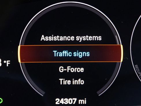 Used 2023 Porsche Taycan GTS image 80