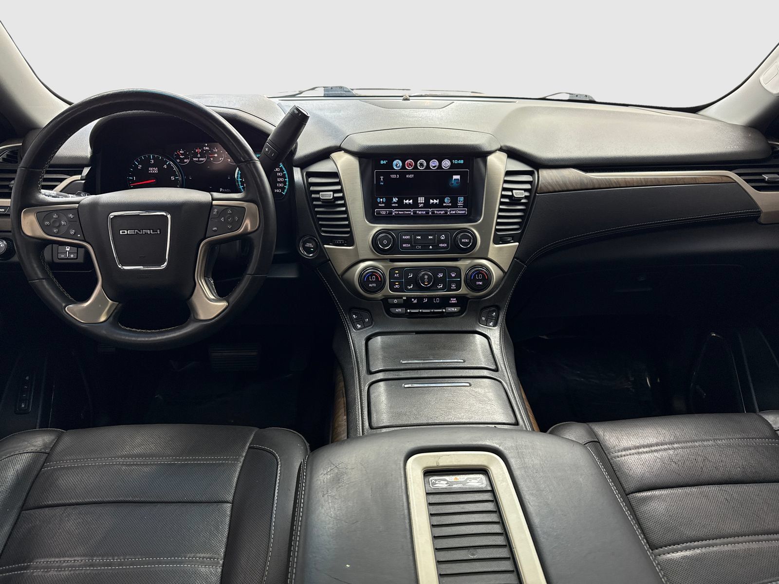 Used 2018 GMC Yukon Denali w/ Denali Ultimate Package RWD image 20