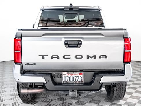 Used 2024 Toyota Tacoma TRD Off-Road w/ TRD Off Road Upgrade Package image 7