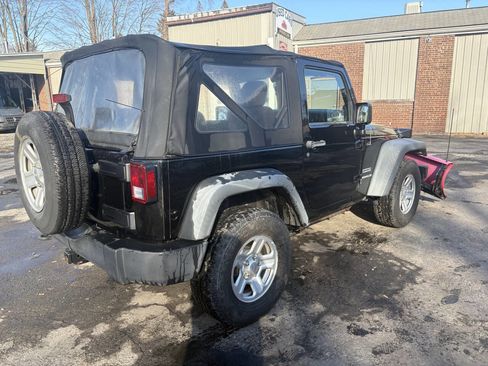 Used 2012 Jeep Wrangler Sport w/ Connectivity Group image 6