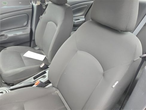 Used 2019 Nissan Versa S Plus image 10