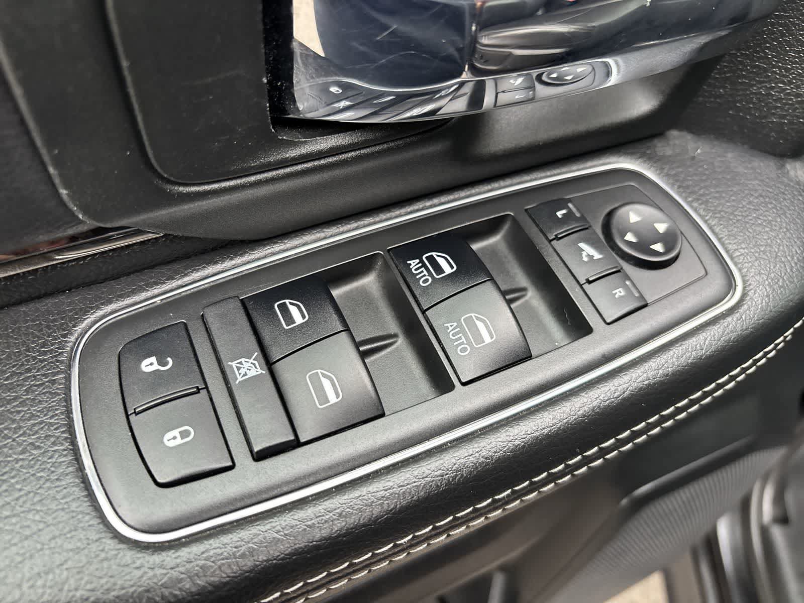 Used 2018 RAM 1500 Sport w/ Convenience Group AWD/4WD image 9