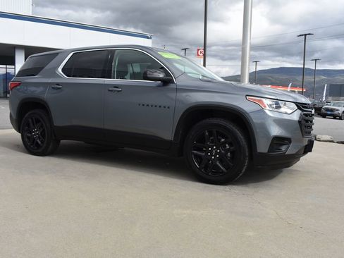 Used 2021 Chevrolet Traverse LS w/ LPO, Blackout Package image 7