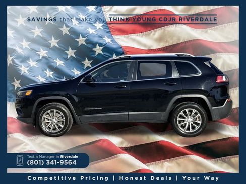 Used 2021 Jeep Cherokee Latitude Lux w/ Comfort/Convenience Group image 8