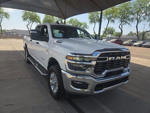 Used 2025 RAM 2500 Big Horn AWD/4WD image 6