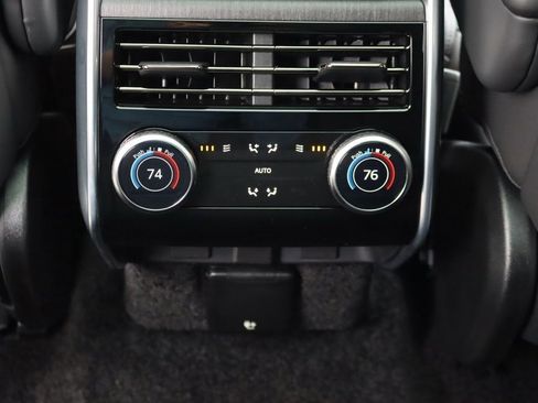 New 2025 Land Rover Range Rover Long Wheelbase SE image 32