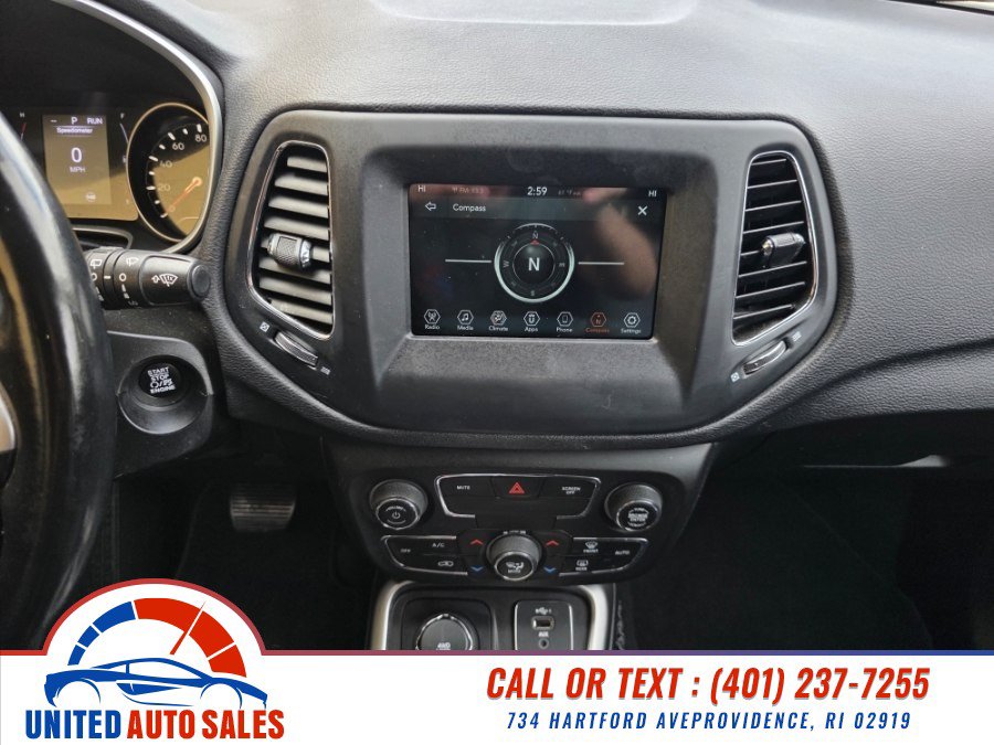 Used 2020 Jeep Compass Latitude AWD/4WD image 16