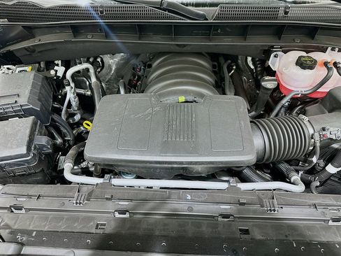 New 2026 GMC Sierra 1500 SLE image 31