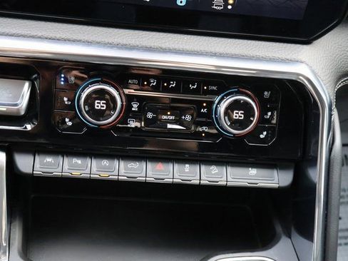 Certified 2023 GMC Sierra 1500 Denali AWD/4WD image 28