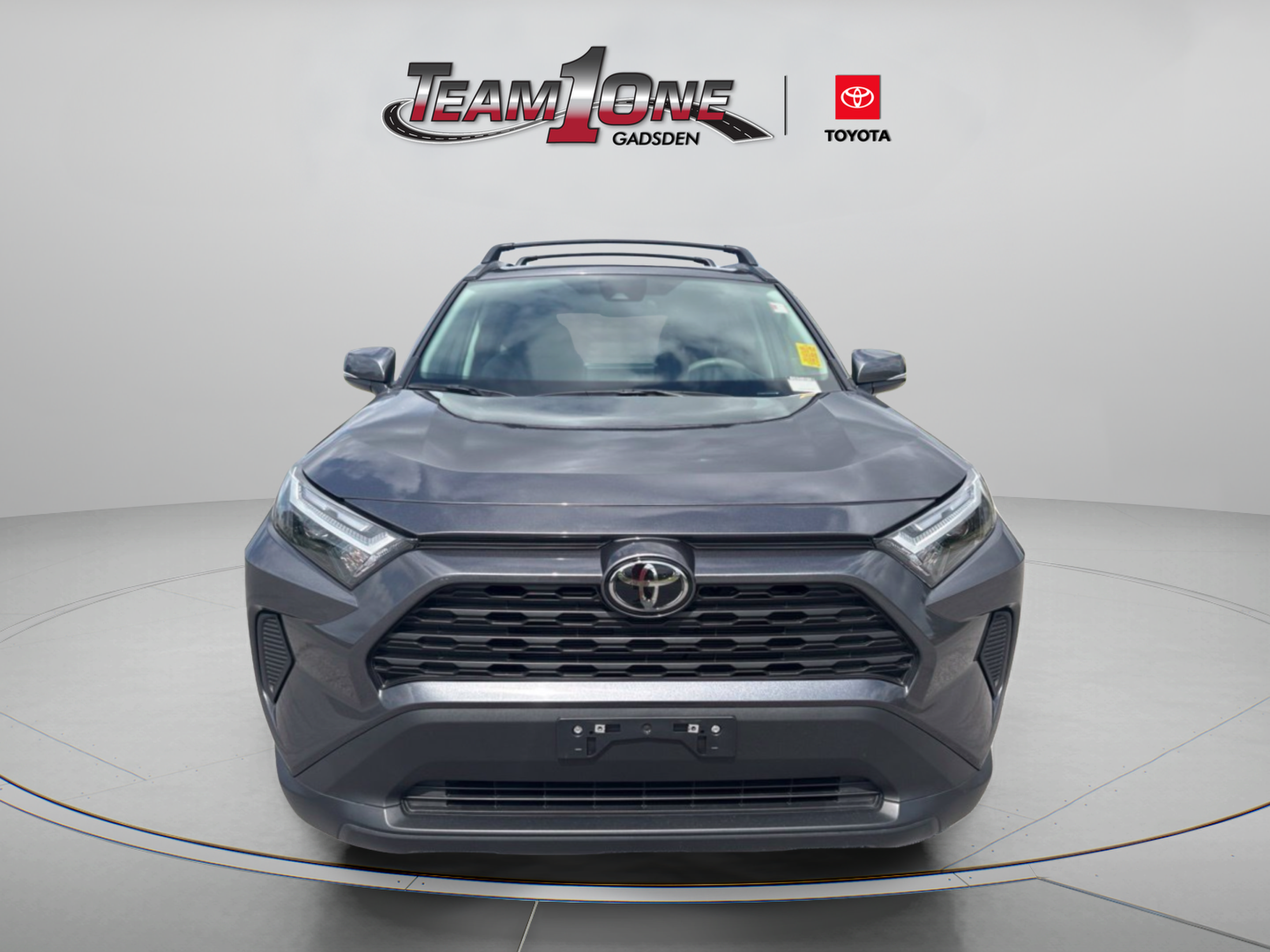 Used 2025 Toyota RAV4 XLE FWD image 2
