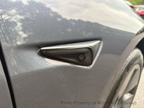 Used 2022 Tesla Model 3 Long Range AWD/4WD image 19