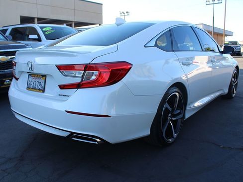 Used 2018 Honda Accord Sport image 7