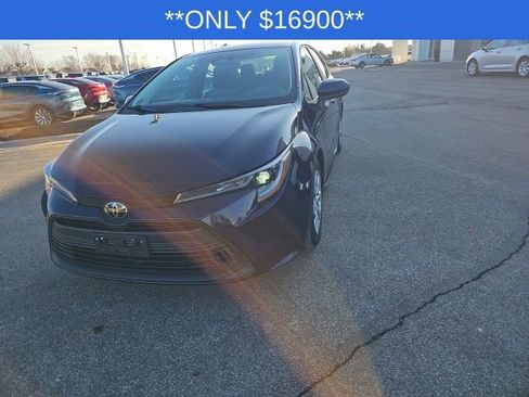 Used 2024 Toyota Corolla LE image 6