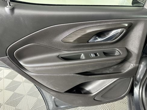 Used 2019 GMC Terrain SLT w/ Preferred Package image 25