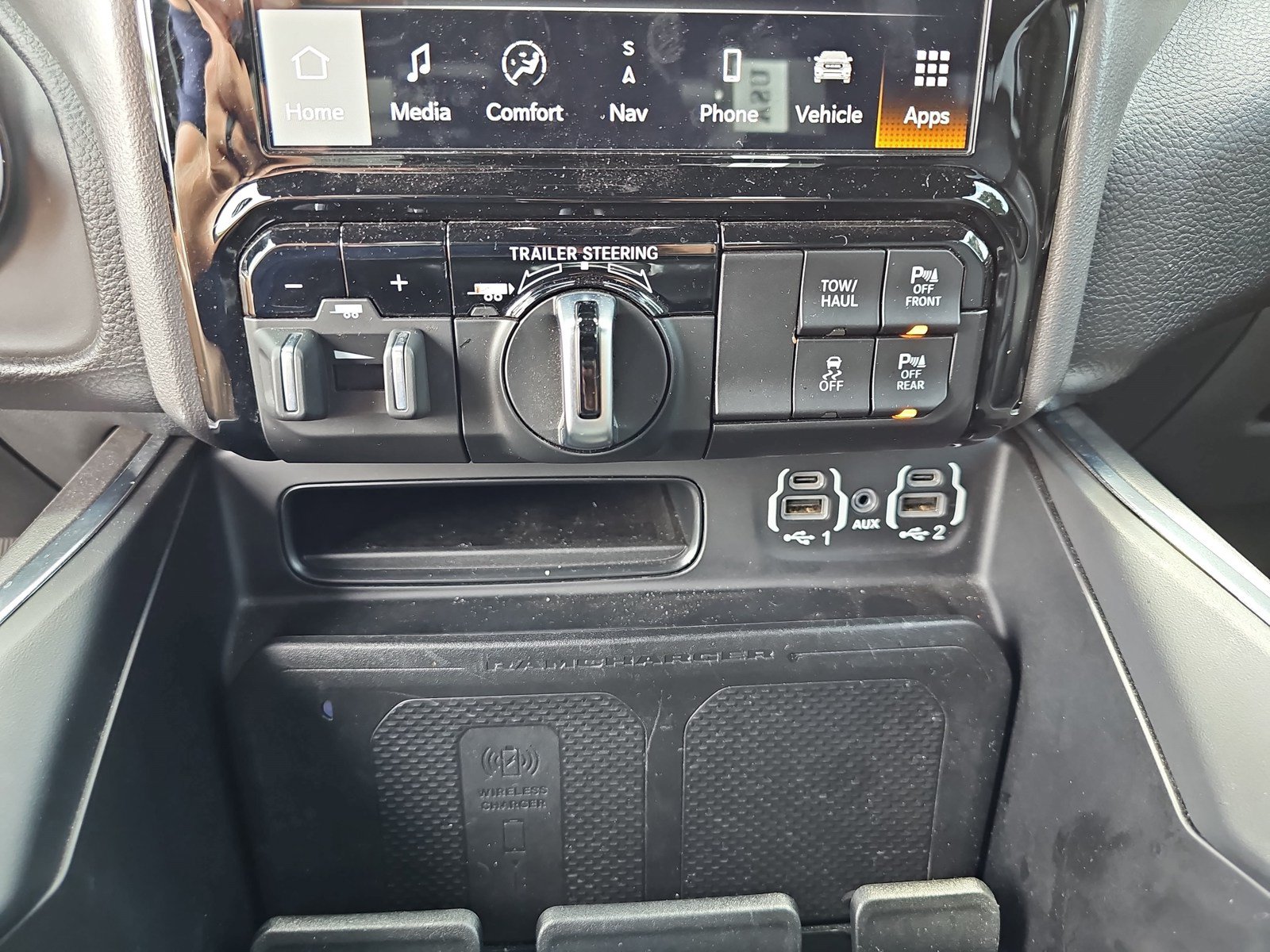Used 2023 RAM 1500 Laramie RWD image 27