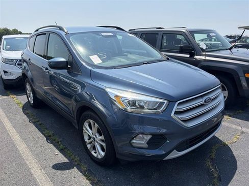 Used 2018 Ford Escape SEL FWD image 12