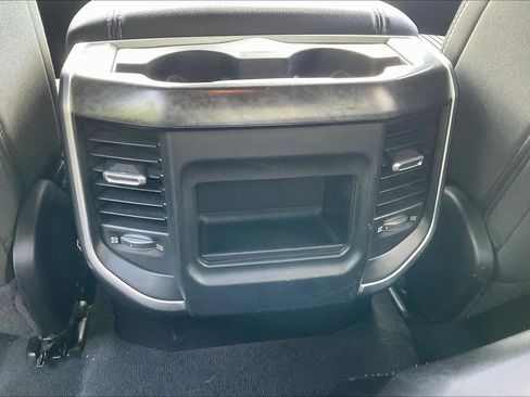 Used 2019 RAM 1500 Big Horn AWD/4WD image 11