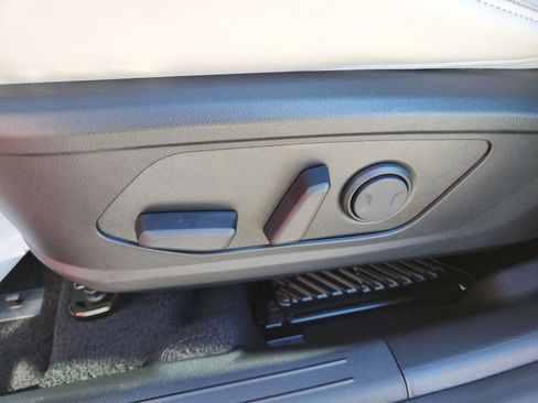 New 2026 Hyundai Tucson Limited AWD/4WD image 19