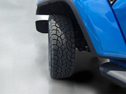 Used 2022 Jeep Wrangler Unlimited Sahara w/ Safety Group image 34