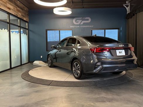 Used 2024 Kia Forte LXS w/ LXS Technology Package FWD image 5