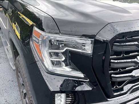 Used 2020 GMC Sierra 1500 Elevation w/ Elevation Value Package AWD/4WD image 33