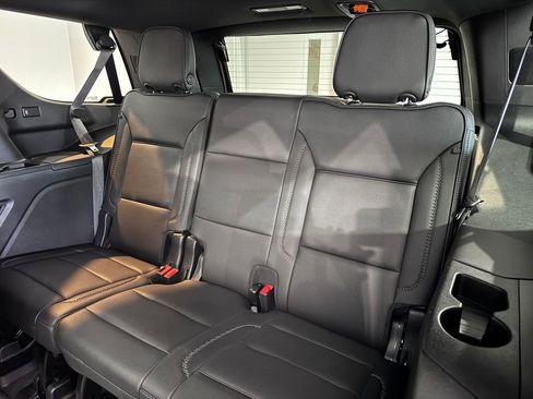 Certified 2024 GMC Yukon Denali AWD/4WD image 19