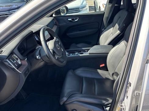 Used 2023 Volvo XC60 B6 Ultimate w/ Climate Package AWD/4WD image 2
