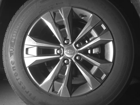 Used 2025 Chevrolet Equinox LT image 13