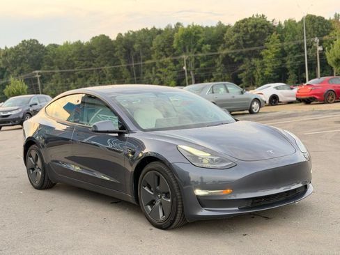 Used 2023 Tesla Model 3 Long Range AWD/4WD image 4