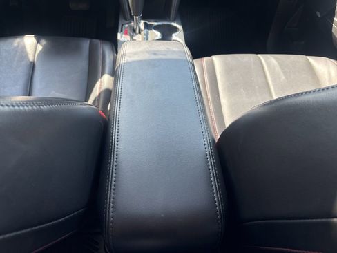 Used 2016 GMC Terrain SLT w/ Open Road Package image 13