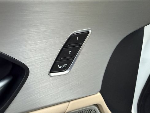 Certified 2025 Acura TLX w/ Technology Package image 18