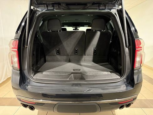 Used 2022 Chevrolet Tahoe Z71 w/ Z71 Off-Road Package image 11