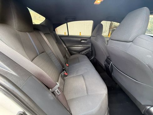 Used 2021 Toyota Corolla SE image 11