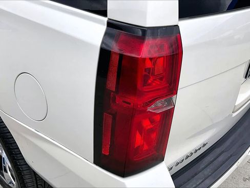 Used 2015 Chevrolet Tahoe LT image 28