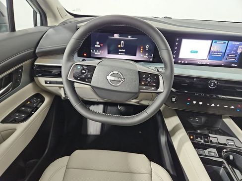 New 2026 Nissan Murano SL image 9