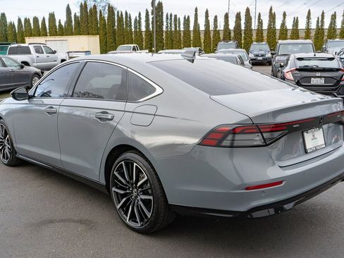 Certified 2025 Honda Accord Touring image 10