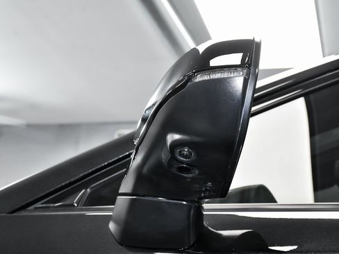 Used 2023 Lexus RZ 450e Premium image 83