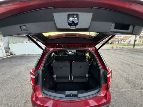 Used 2016 Ford Explorer Limited w/ Equipment Group 301A image 18