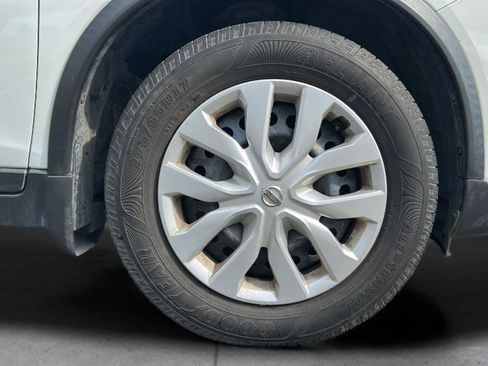 Used 2016 Nissan Rogue S FWD image 30