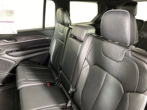 Used 2023 Jeep Grand Cherokee L Overland AWD/4WD image 33