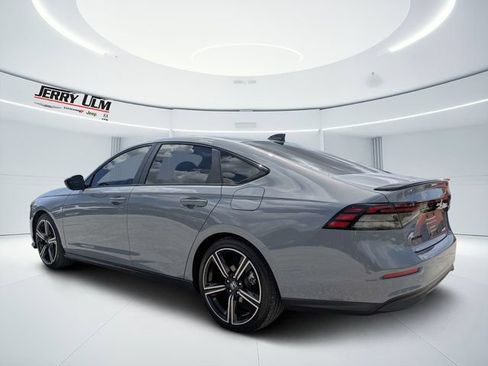 Used 2026 Honda Accord Sport image 5