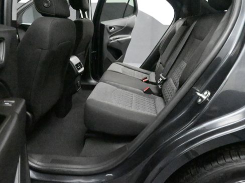 Used 2023 Chevrolet Equinox LT image 38