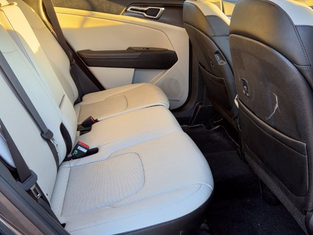 Used 2023 Kia Sportage EX FWD image 15