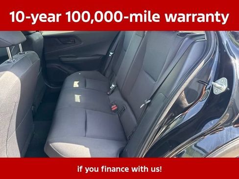 Used 2025 Toyota Prius LE FWD image 29