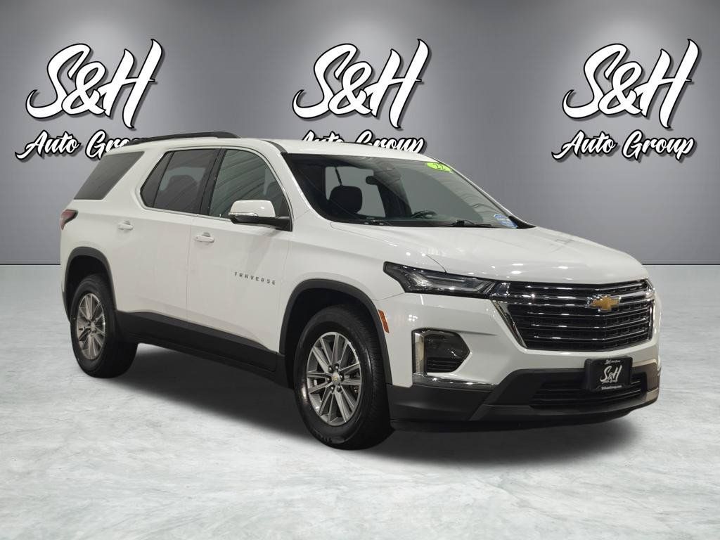 Used 2022 Chevrolet Traverse LT AWD/4WD image 2