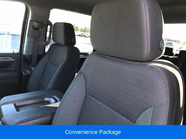 Used 2025 Chevrolet Silverado 2500 LT w/ Convenience Package AWD/4WD image 4