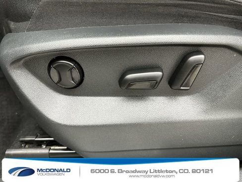 Used 2021 Volkswagen Tiguan SE R-Line AWD/4WD image 12