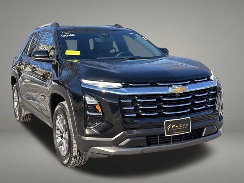 Used 2025 Chevrolet Equinox LT image 8